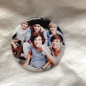 One Direction pin